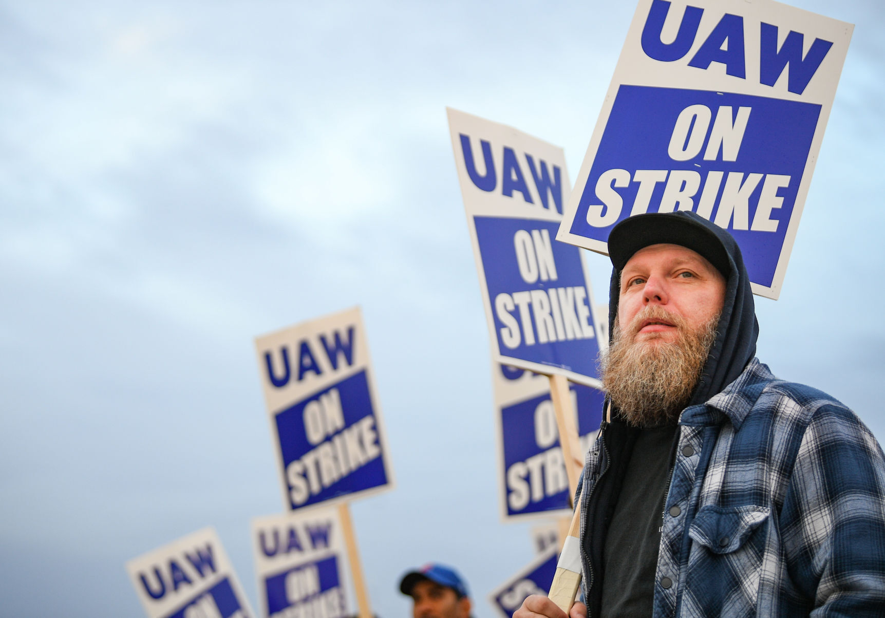 101321-qc-nws-deerestrike-004
